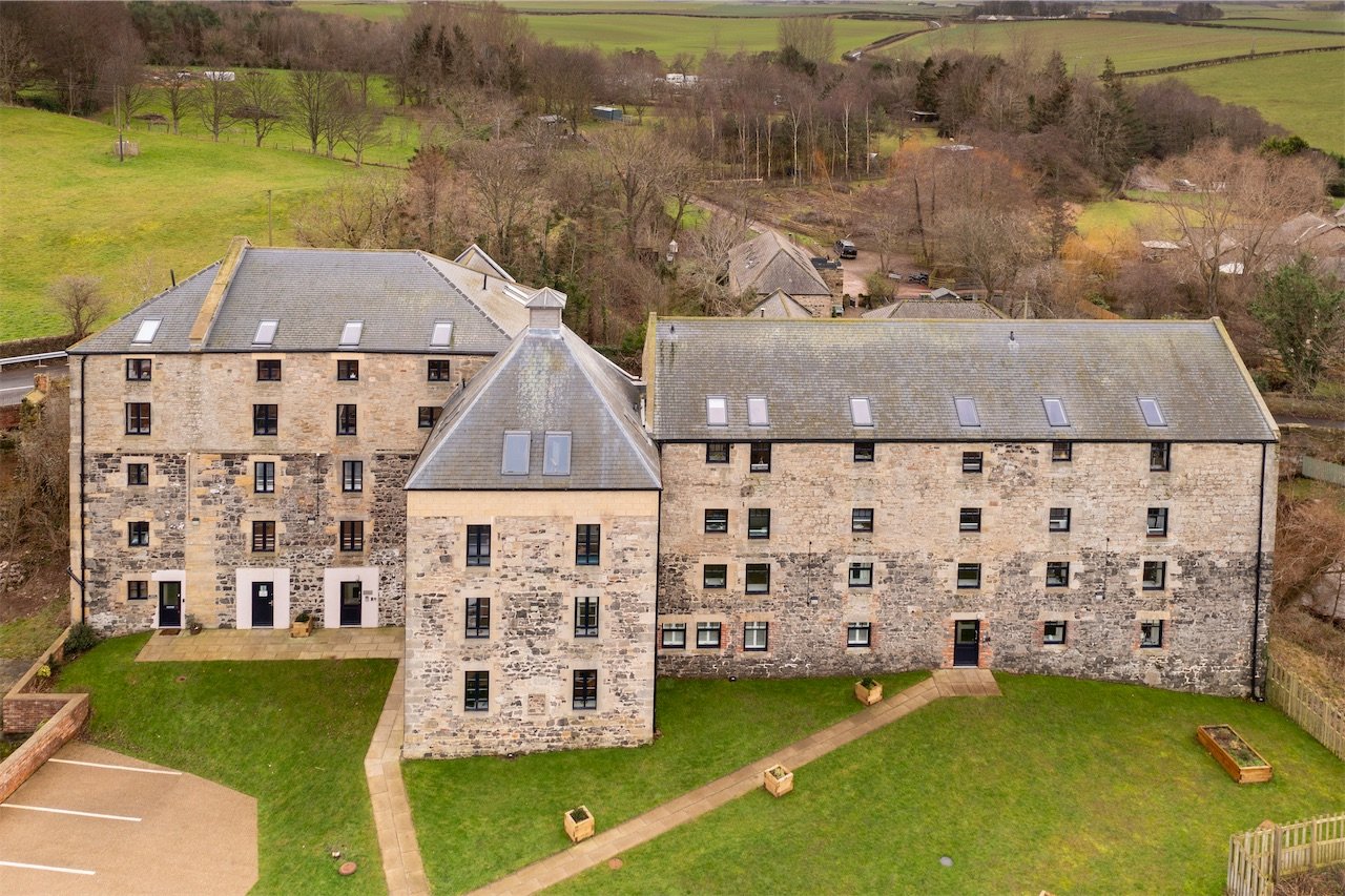 Waren Mill & gardens aerial view